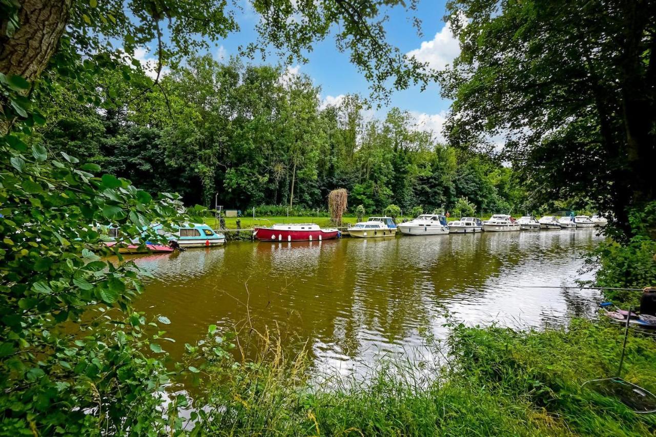 Riverside Maidstone Kültér fotó